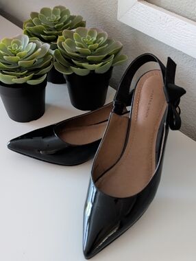 14th & Union Black Patent Pointed-Toe Slingback Pumps